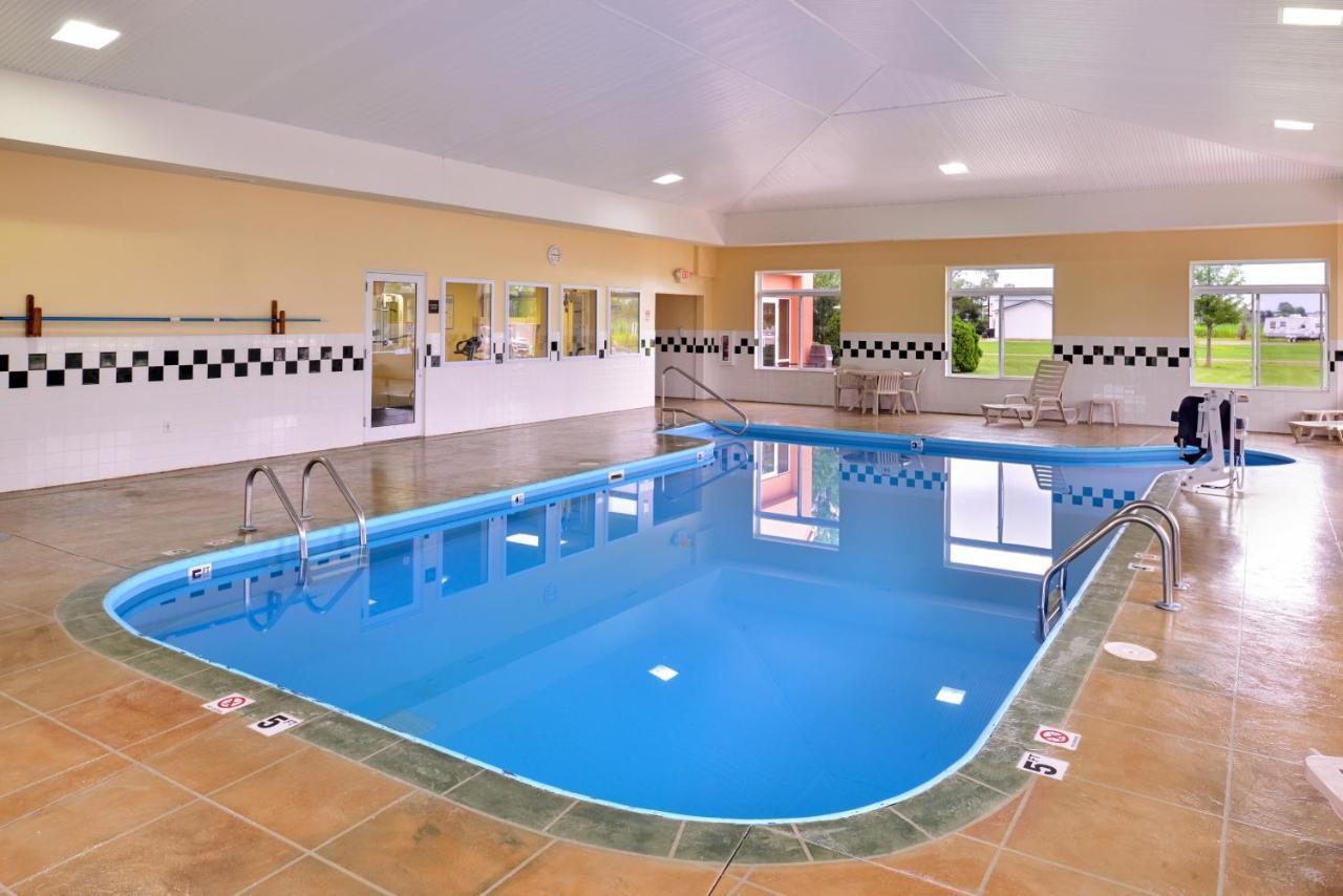 Red Roof Inn Clyde Ngoại thất bức ảnh